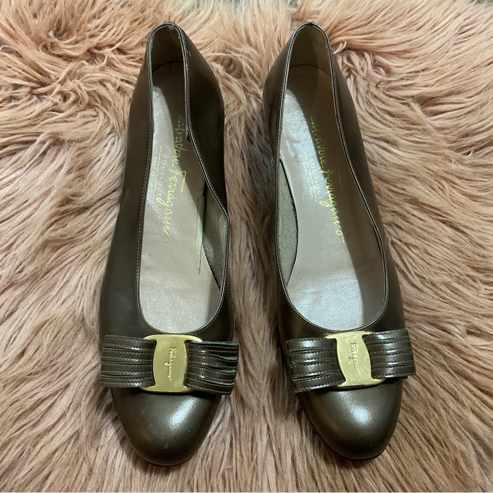 Salvatore Ferragamo Green Heels Size 6 VTG - Picture 4 of 11